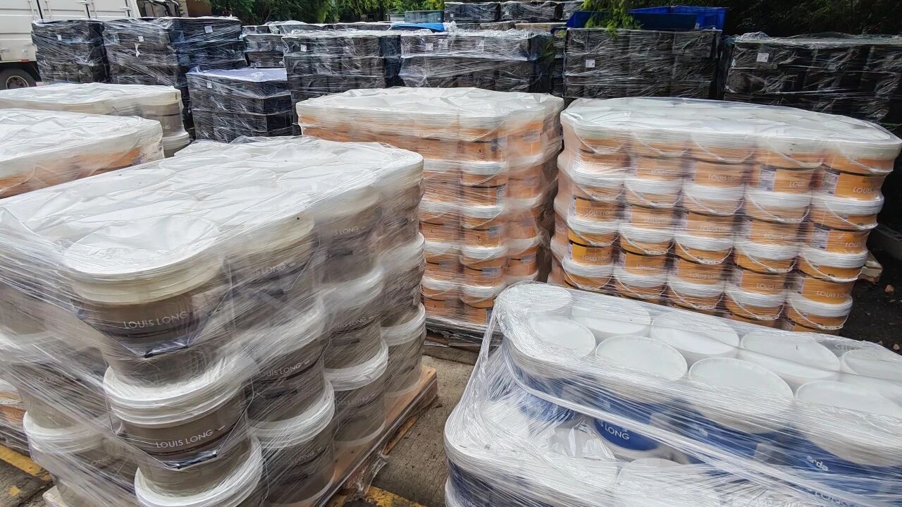 路易诗兰丨原罐原装 · 品质护航｜路易诗兰进口货柜抵达中国区总部